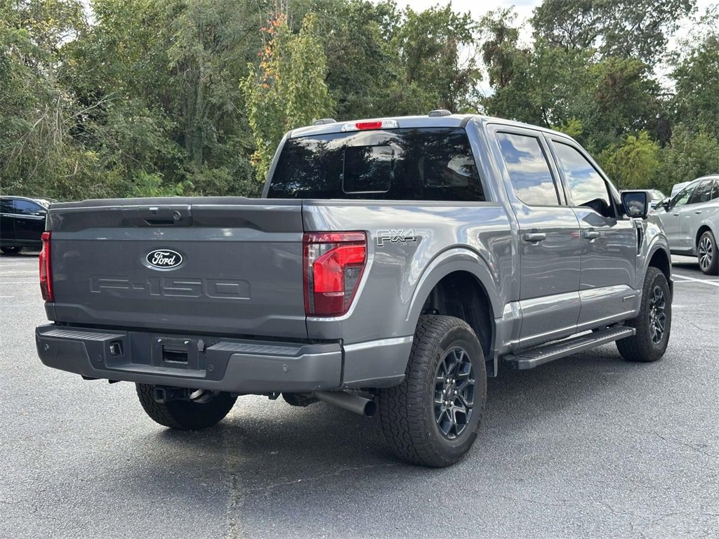 2024 Ford F-150 XLT photo 2