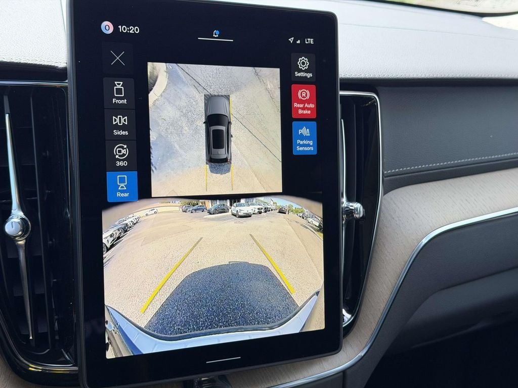 New 2026 Volvo XC60 B5 Ultra SUV