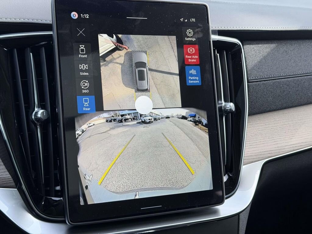 New 2026 Volvo XC90 B6 Plus 7-Seater SUV