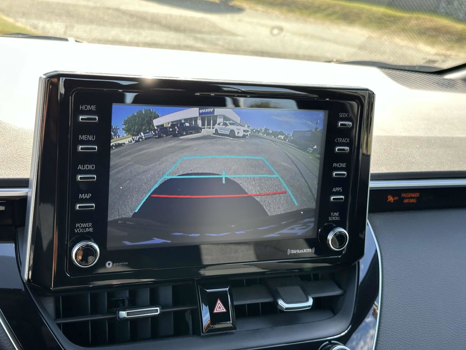 2021 Toyota Corolla SE photo 3