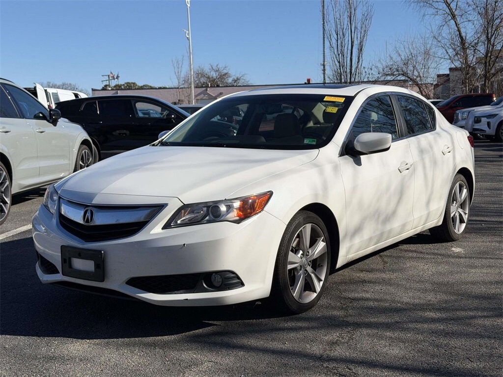 Used 2013 Acura ILX 2.0L Sedan
