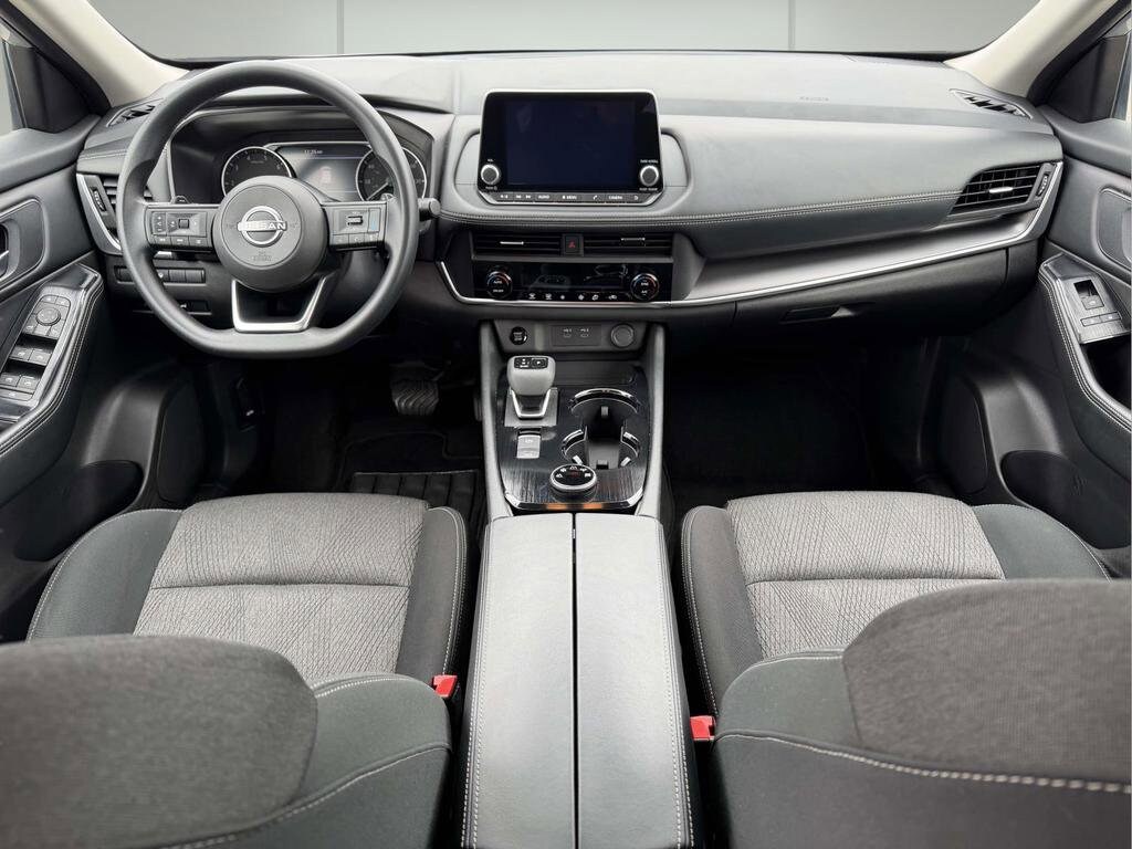 Used 2024 Nissan Rogue SV SUV