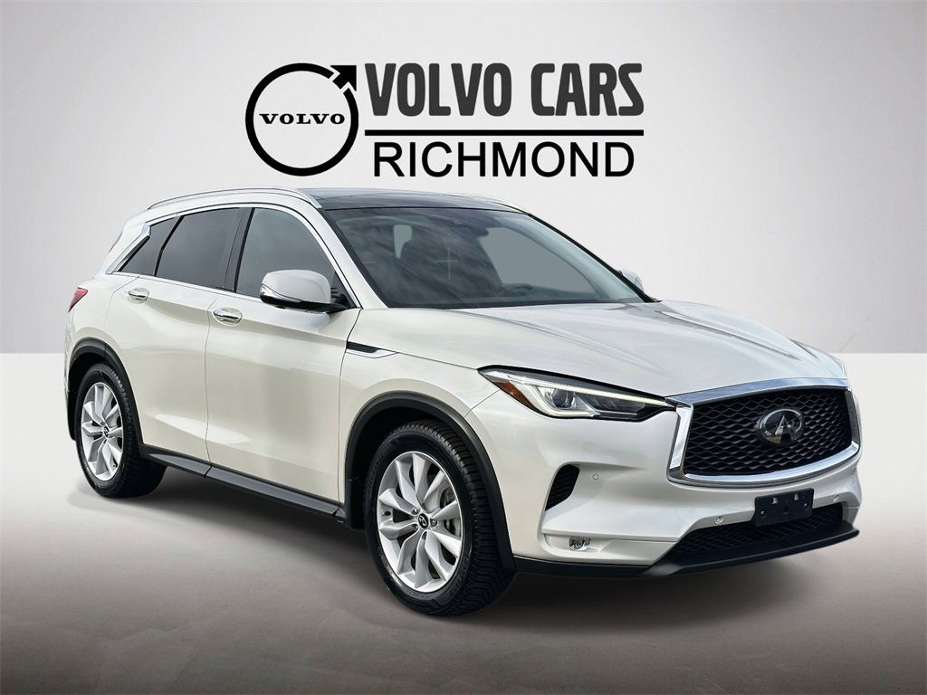 2019 INFINITI QX50 Essential's photo
