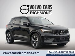 2025 Volvo XC40