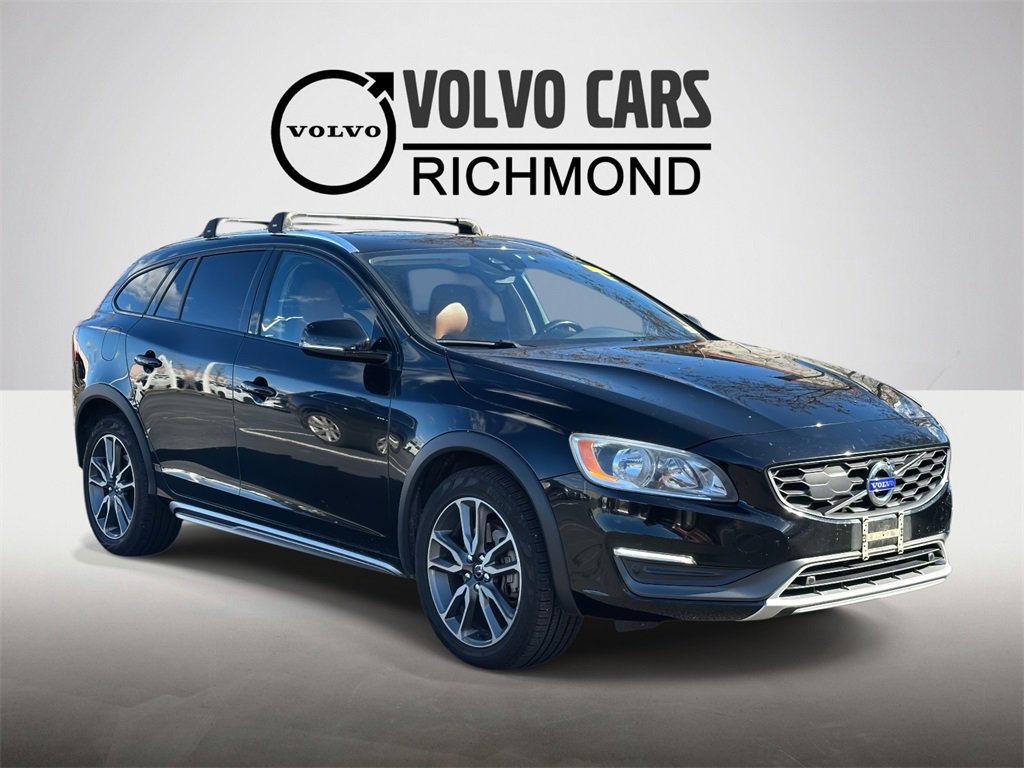 2015 Volvo V60 Base