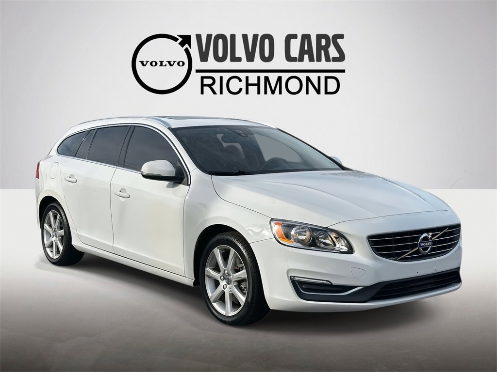 2016 Volvo V60 Premier