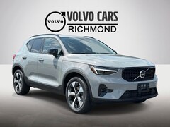 2026 Volvo XC40
