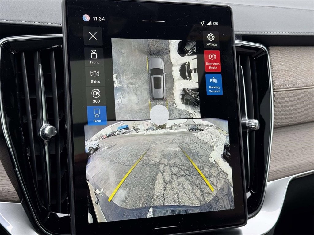 New 2026 Volvo XC90 B6 Ultra Dark Theme 7-Seater SUV