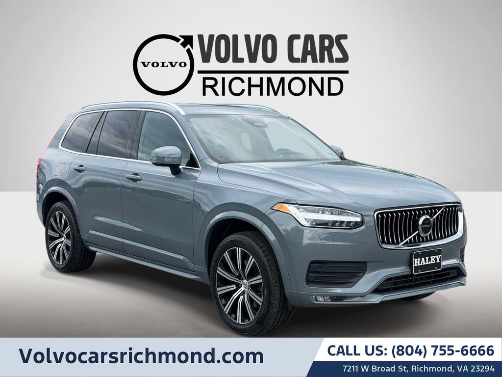 2023 Volvo XC90 B5 Core 4WD's photo