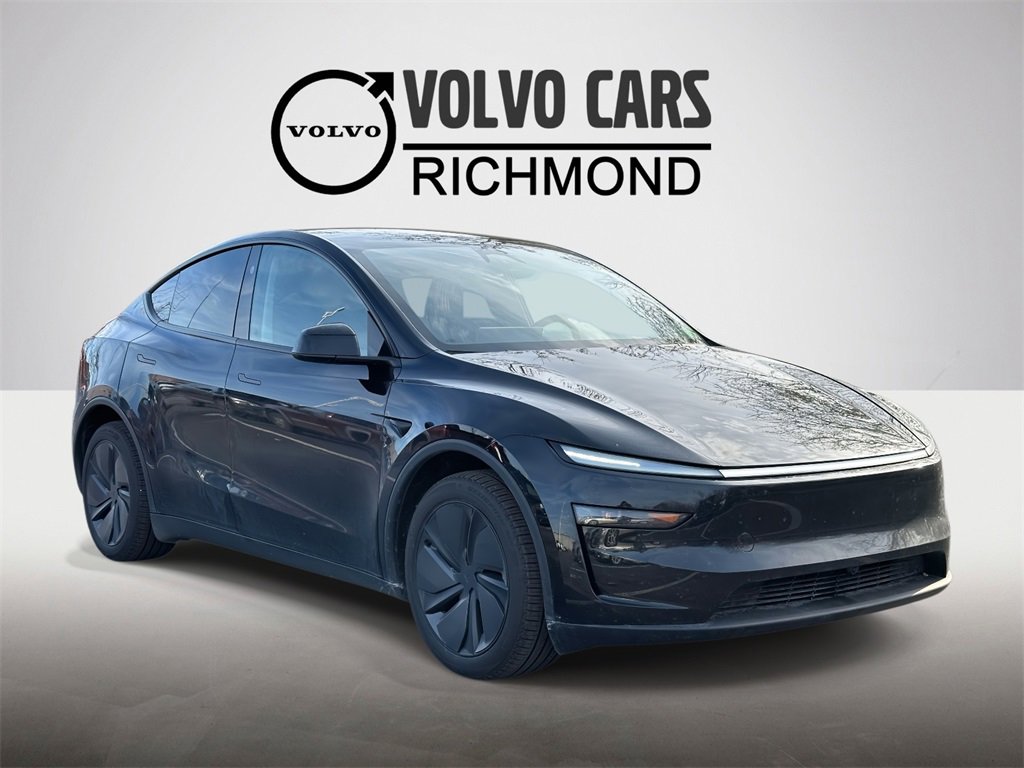 2026 Tesla New Model Y Premium's photo