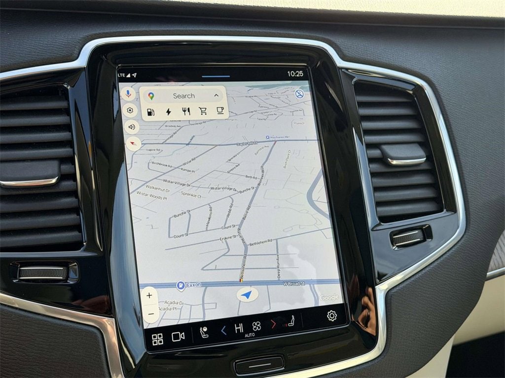 Used 2023 Volvo XC90 Recharge Plug-In Hybrid T8 Plus Bright Theme 7 Passenger SUV