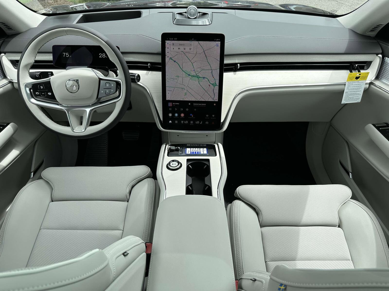 2025 Volvo EX90 Twin Motor Ultra photo 2