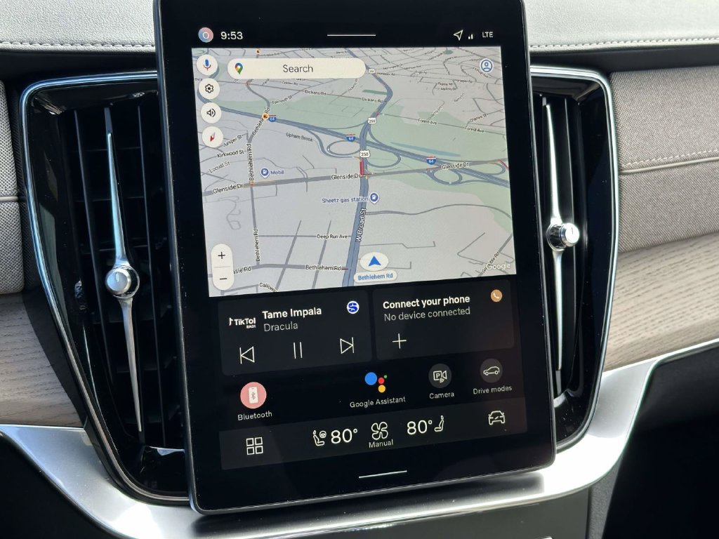 2026 Volvo XC90 Plus - Photo 3