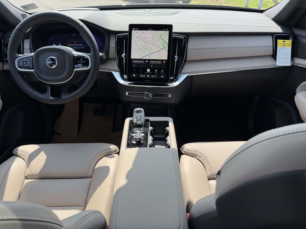 New 2026 Volvo XC90 plug-in hybrid T8 Ultra 7-Seater SUV