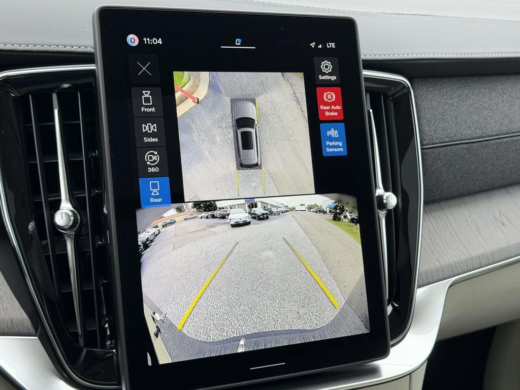 New 2026 Volvo XC90 B6 Ultra Dark Theme 7-Seater SUV