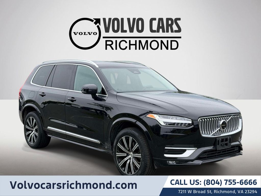2023 Volvo XC90 B5 Plus 4WD's photo