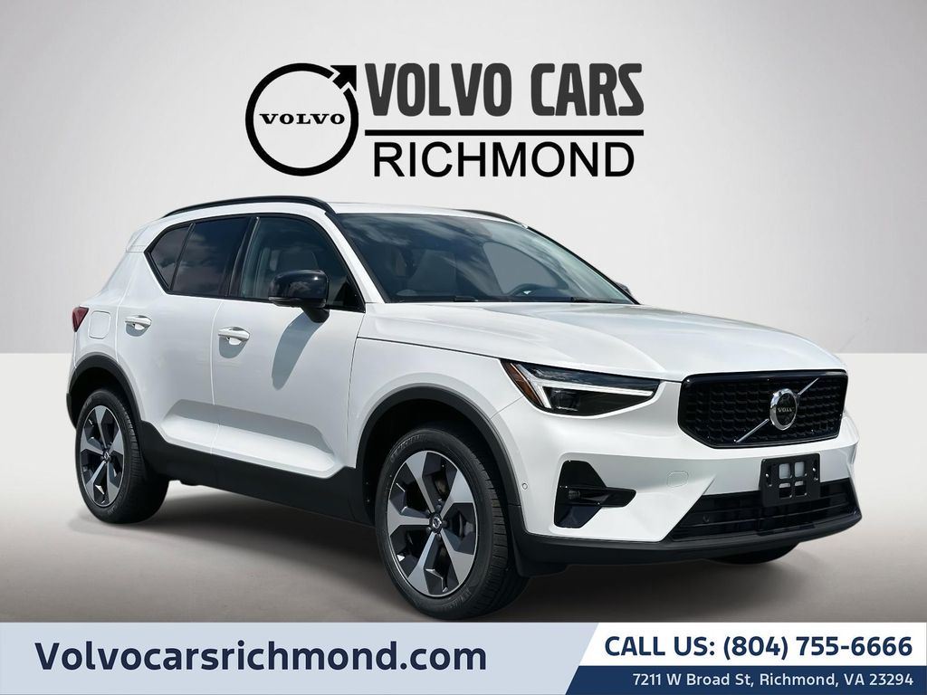 2026 Volvo XC40