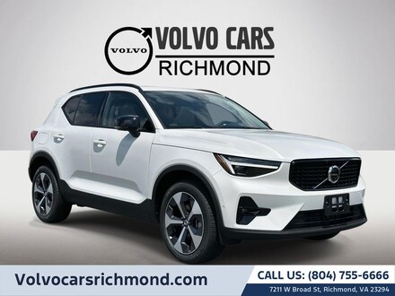 2026 Volvo XC40 B4 Plus SUV