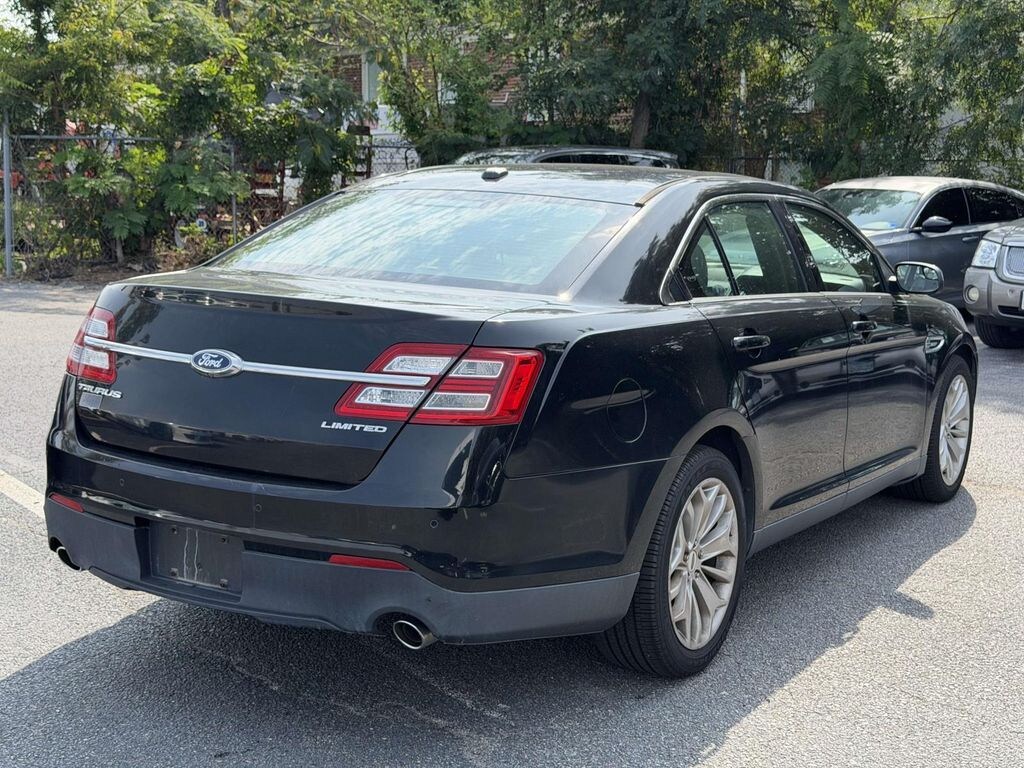 Used 2016 Ford Taurus Limited Sedan