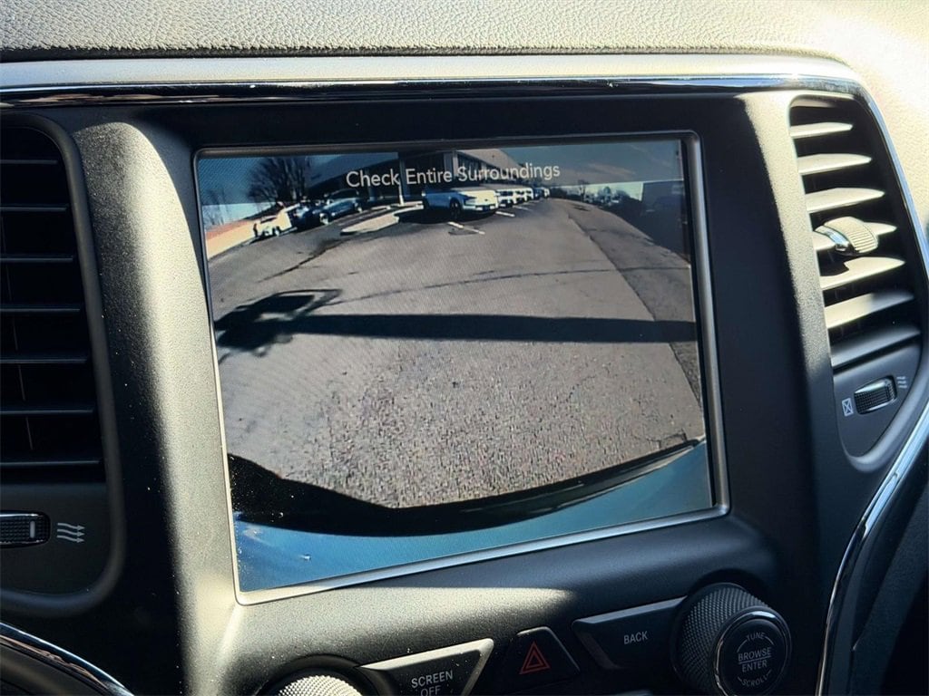 Used 2017 Jeep Grand Cherokee Altitude SUV