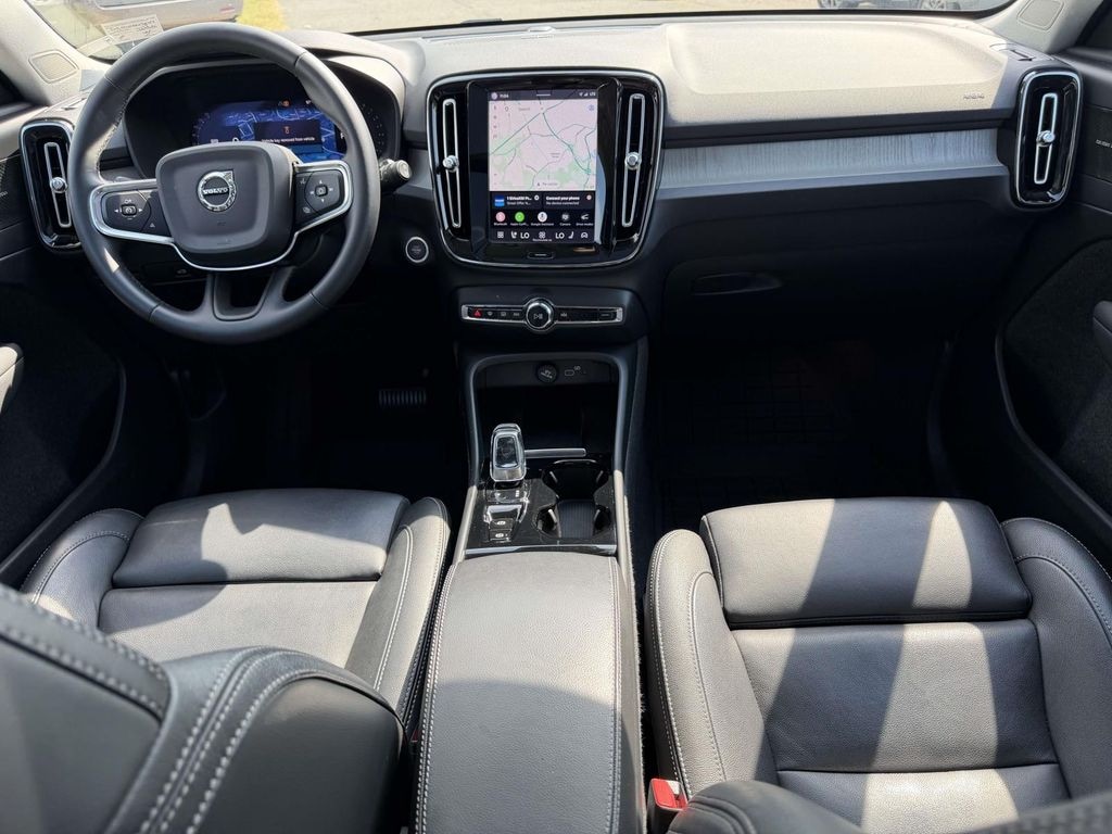 Used 2024 Volvo XC40 B5 Plus Bright Theme SUV