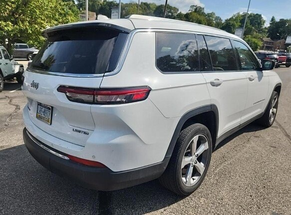 2021 Jeep Grand Cherokee Limited photo 2