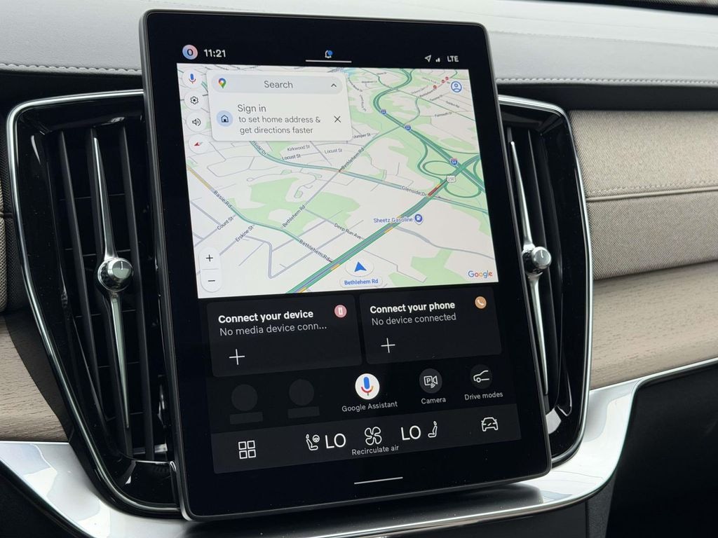 New 2026 Volvo XC90 B6 Ultra Dark Theme 7-Seater SUV