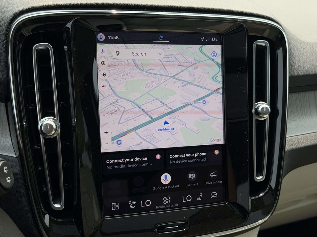 New 2026 Volvo XC40 B5 Plus SUV
