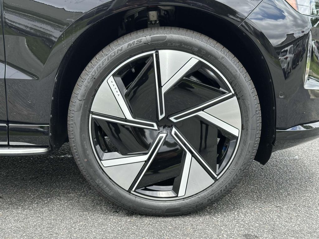 2025 Volvo EX90 Ultra - Photo 23