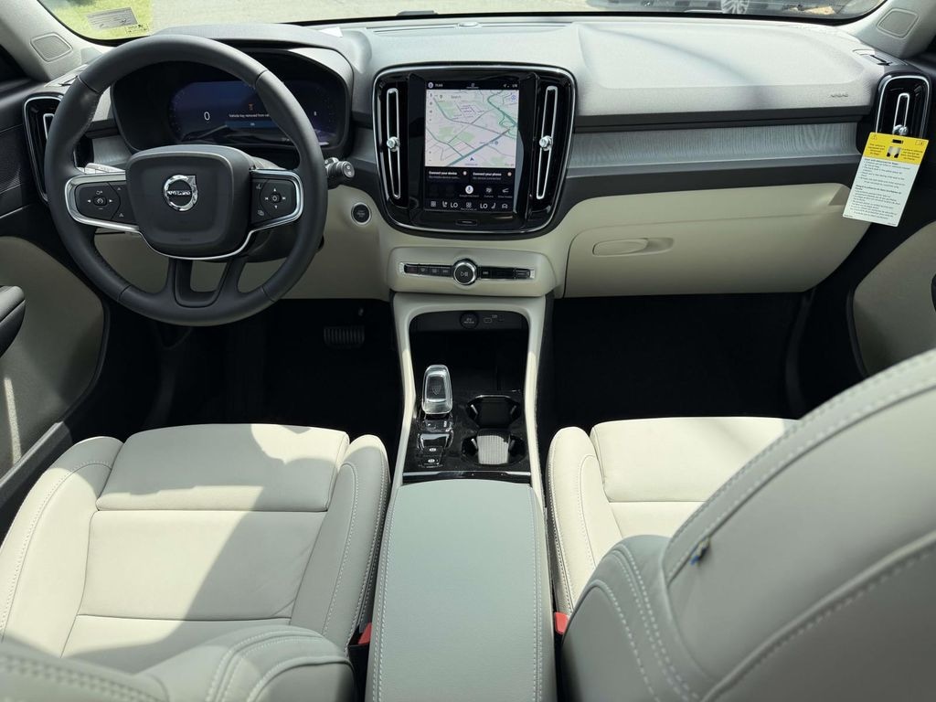 New 2026 Volvo XC40 B5 Plus SUV
