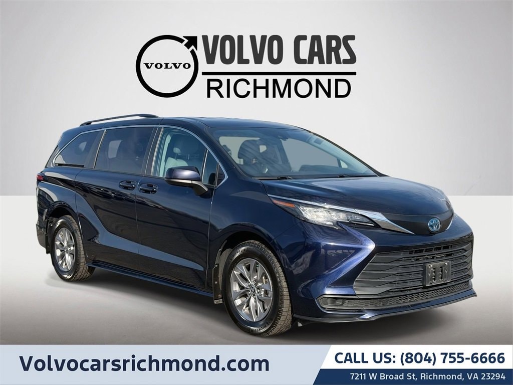 Used 2023 Toyota Sienna LE Van Passenger Van