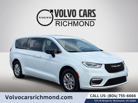 2024 Chrysler Pacifica Touring L Van Passenger Van