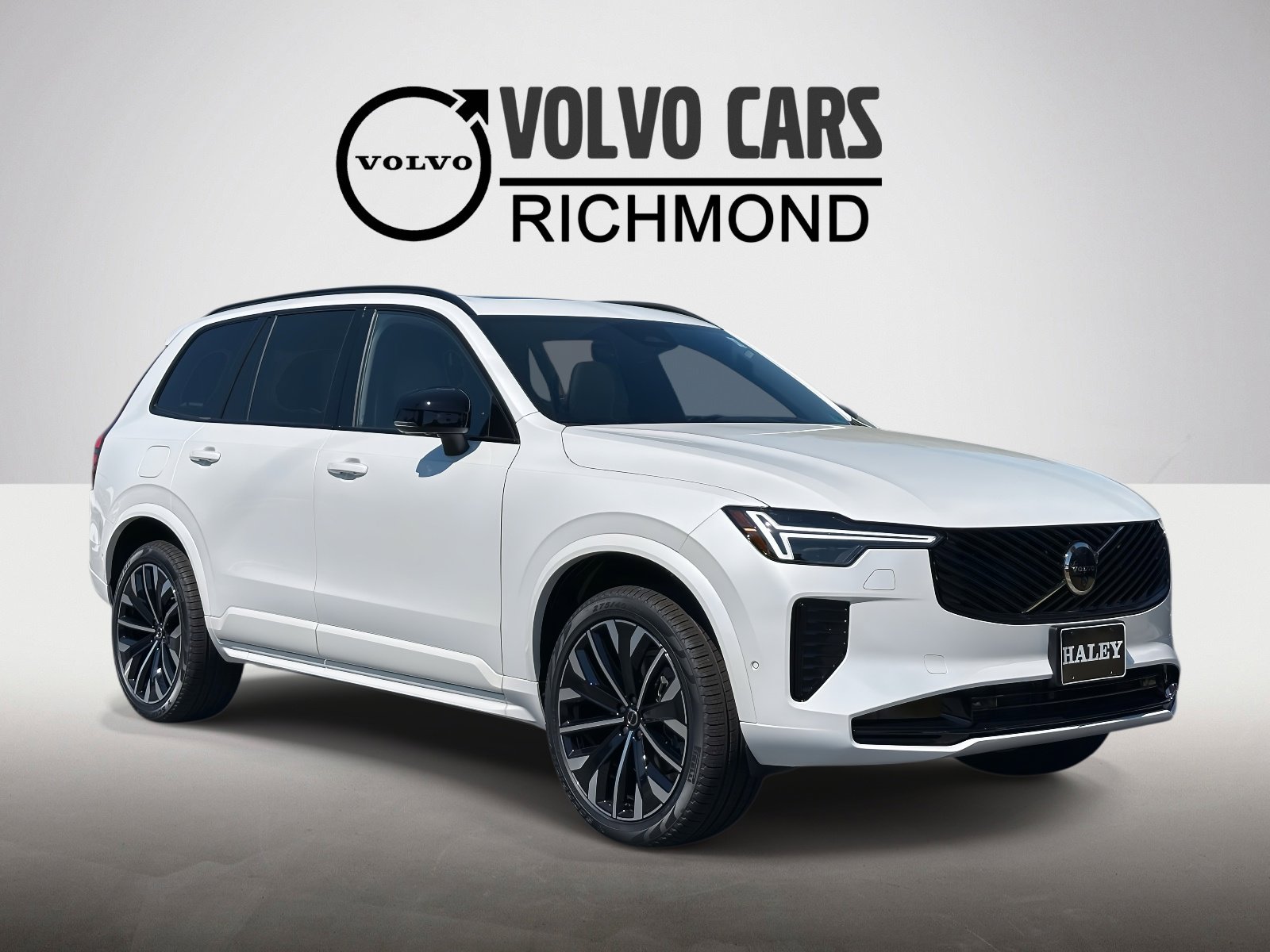 2026 Volvo XC90 B6 Ultra Dark Theme 7-Seater