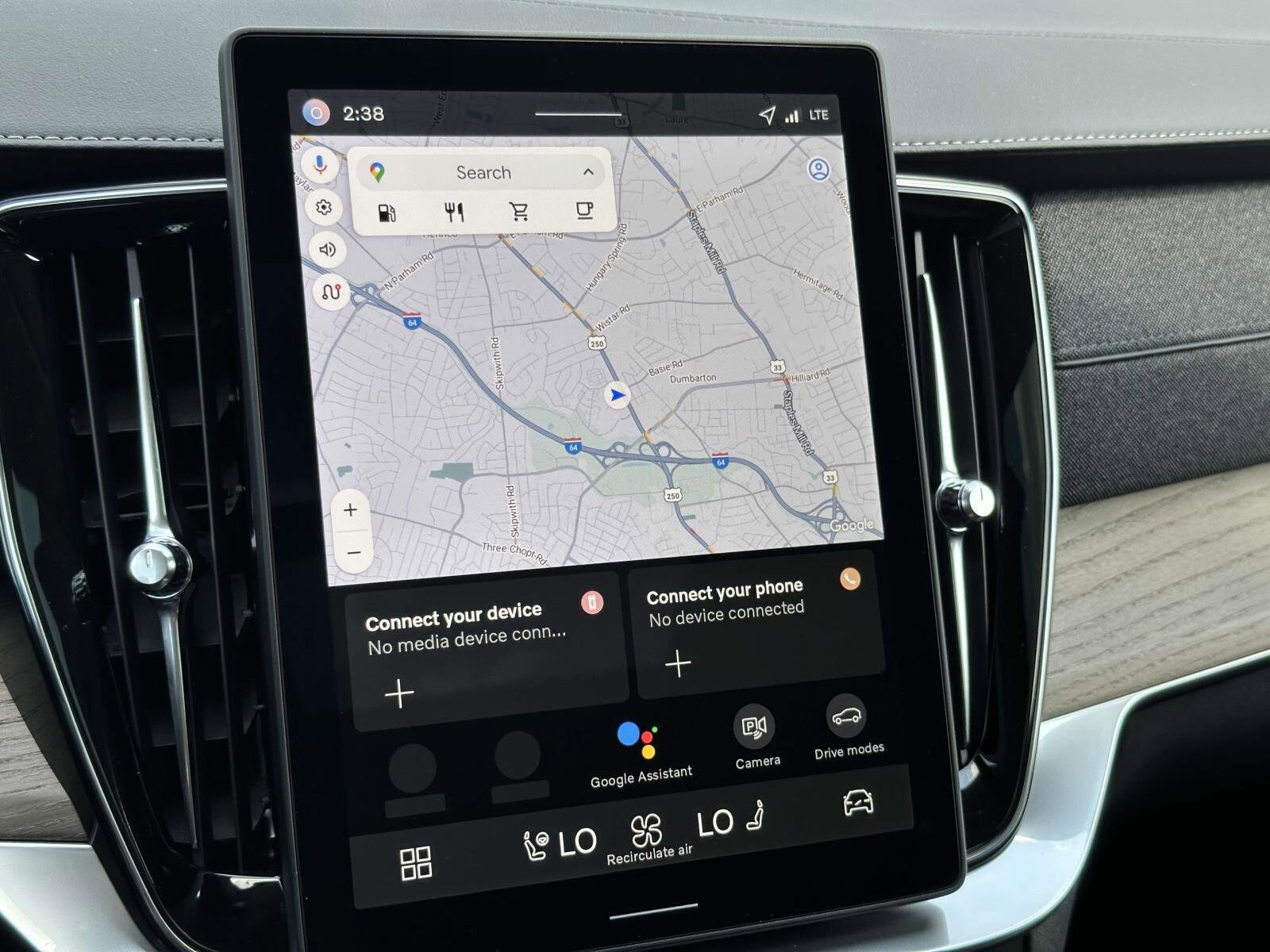 2026 Volvo XC90 Plus photo 2