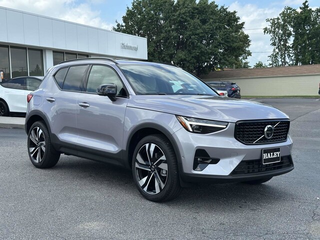 2026 Volvo XC40 B5 Ultra AWD SUV
