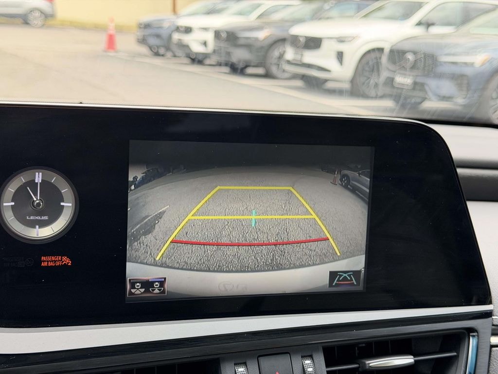 Used 2022 Lexus ES Sedan
