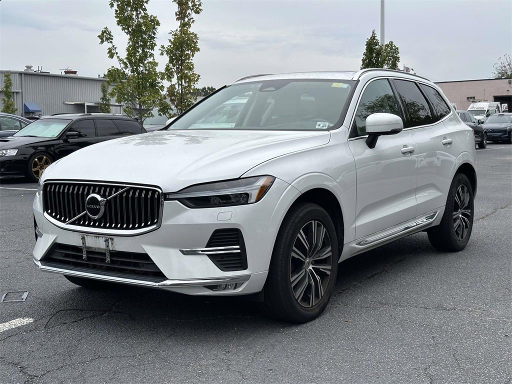 2022 Volvo XC60 Inscription photo 3