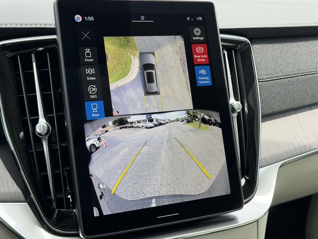 New 2026 Volvo XC90 B6 Ultra Dark Theme 7-Seater SUV