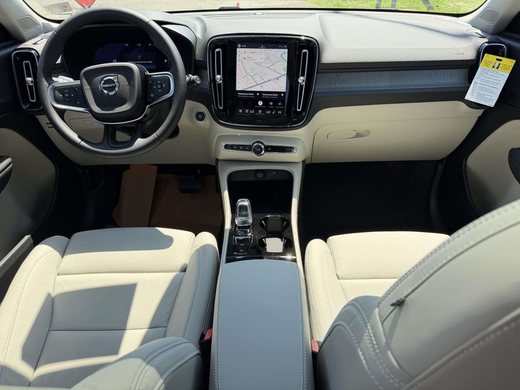 New 2026 Volvo XC40 B5 Plus SUV