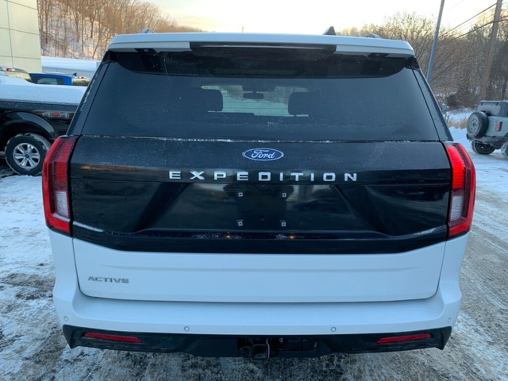 Used 2025 Ford Expedition Active SUV