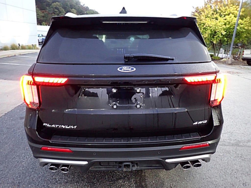 Used 2025 Ford Explorer Platinum SUV