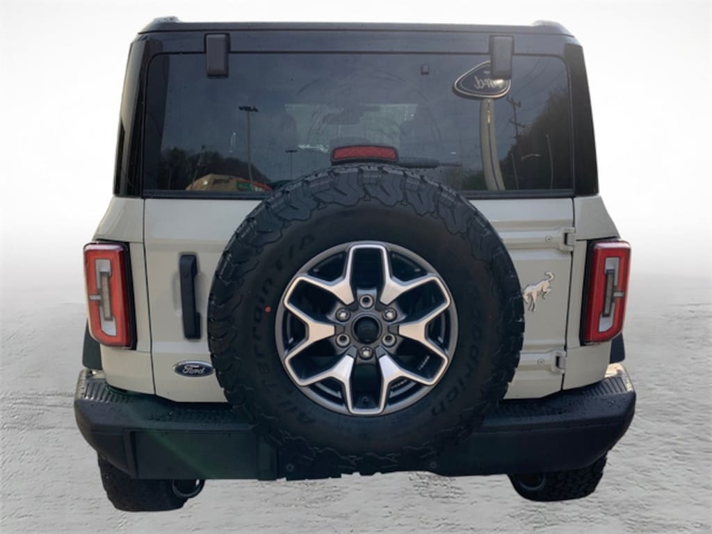 Certified 2025 Ford Bronco Badlands SUV