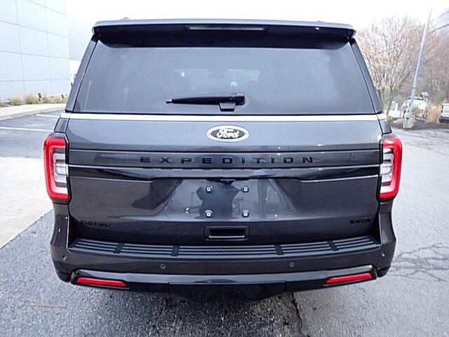 2024 Ford Expedition MAX Limited photo 3