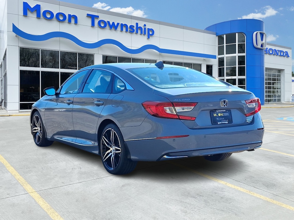 Used 2022 Honda Accord Hybrid Touring Sedan