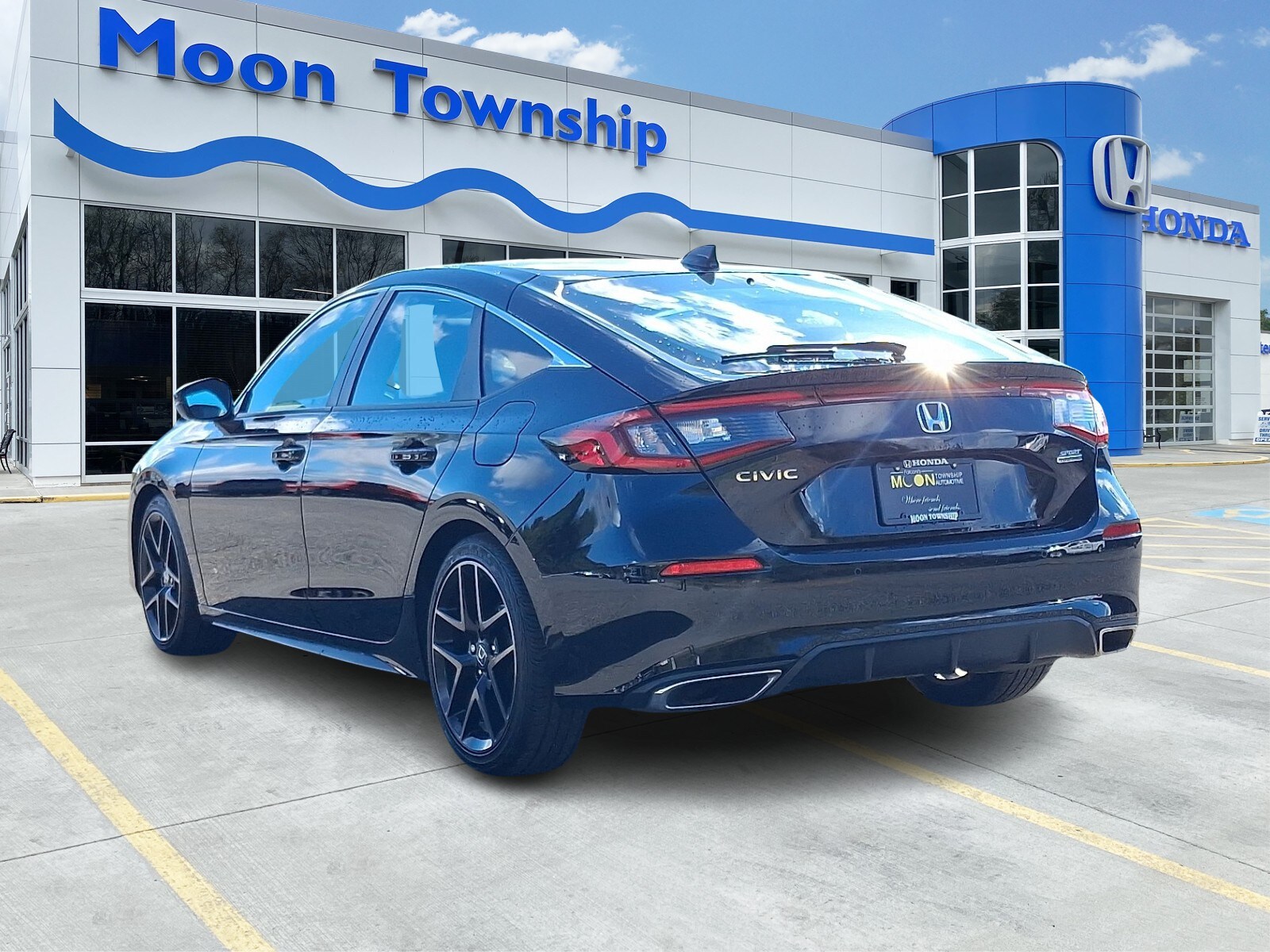 2024 Honda Civic Sport Touring photo 4