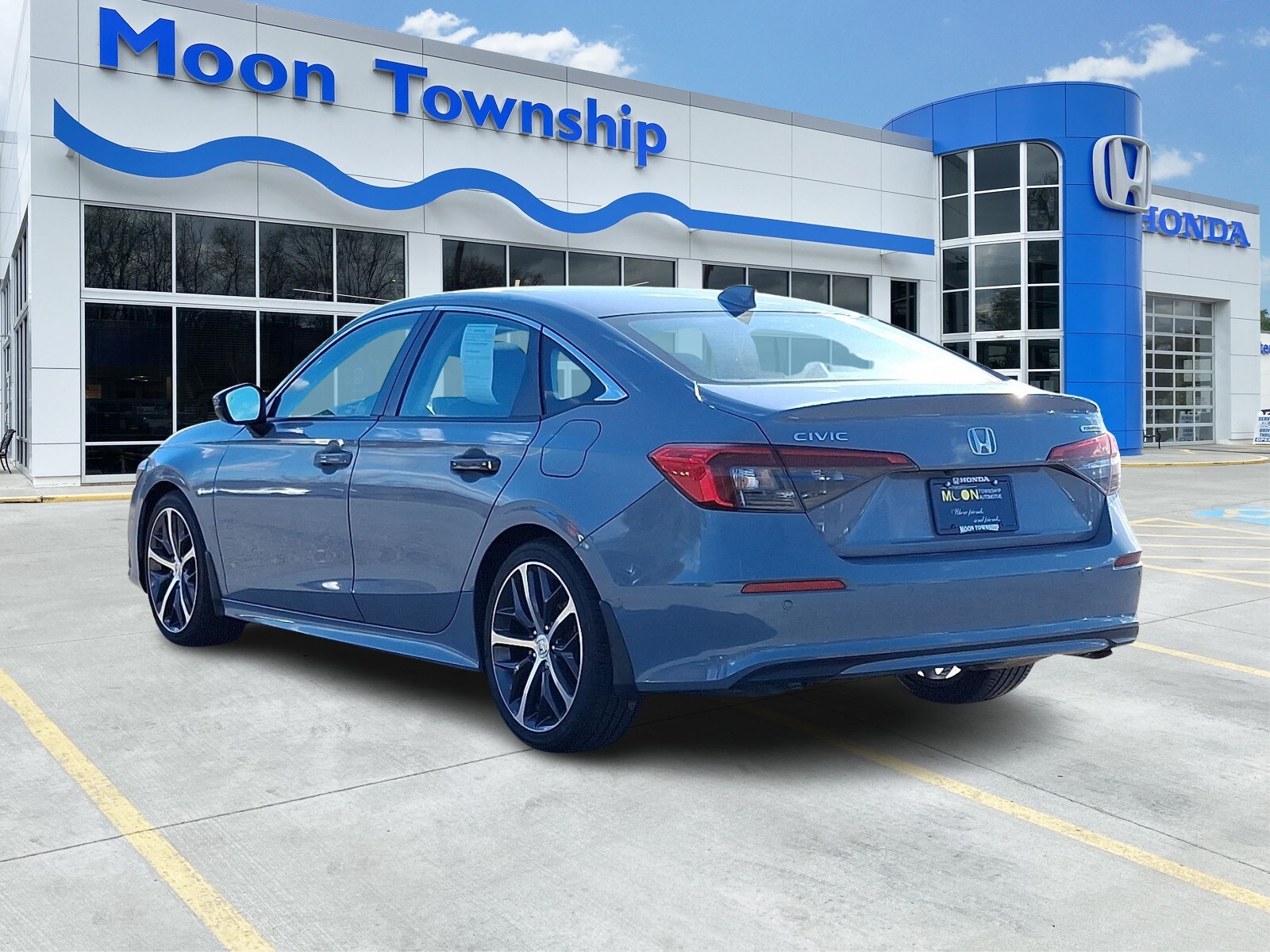 2024 Honda Civic Touring photo 4