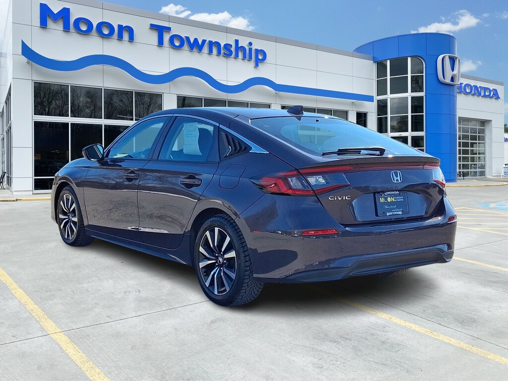 Used 2023 Honda Civic EX-L Hatchback