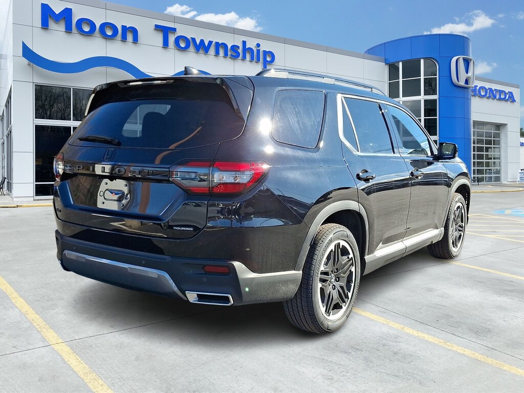 New 2026 Honda Pilot Touring SUV