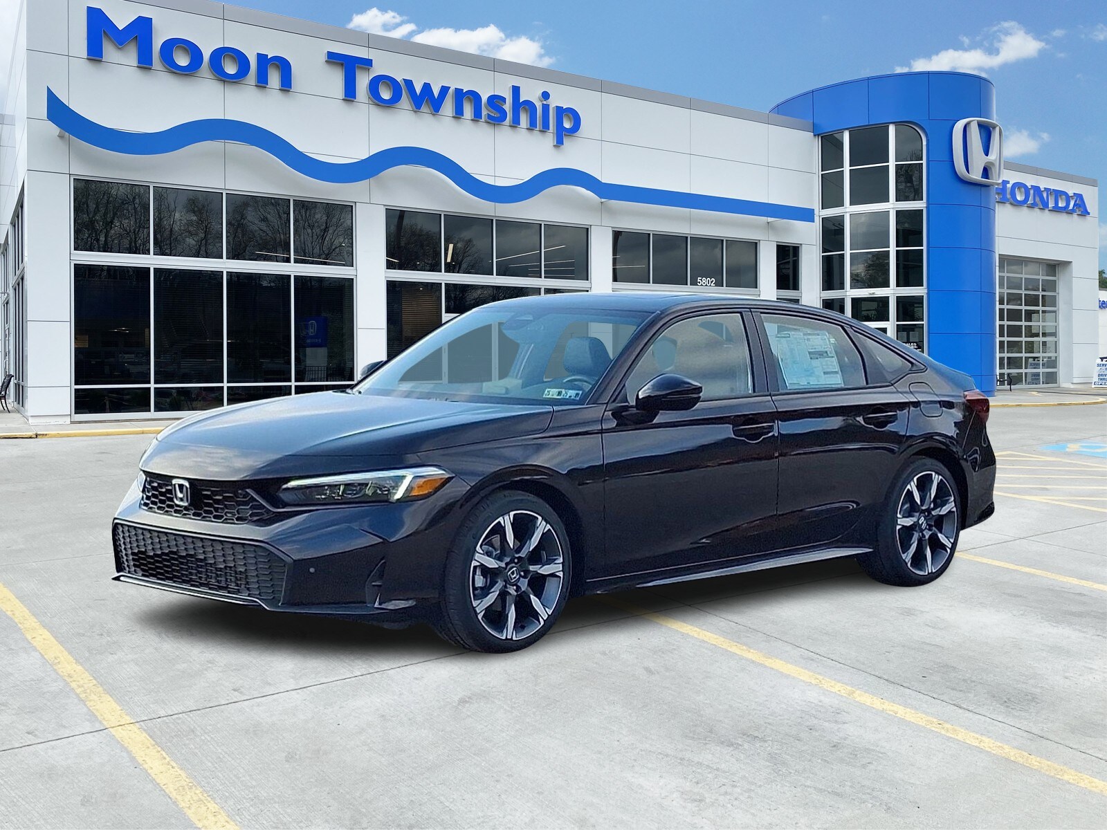 2025 Honda Civic Hybrid Sport Touring photo 2