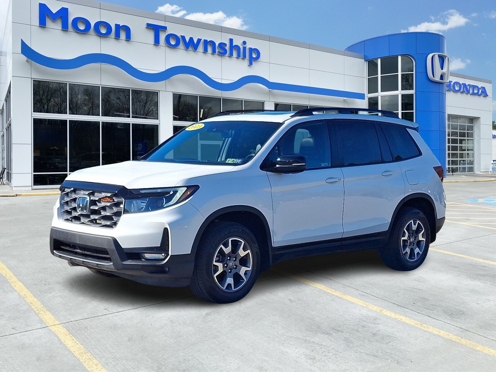 2023 Honda Passport TrailSport photo 3